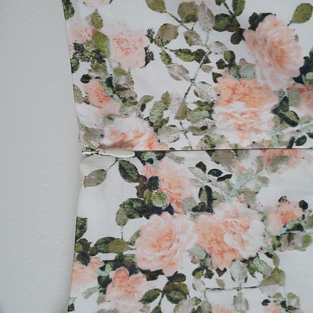 Forever 21 Contemporary Floral Sheath Dress - Picture 5 of 5